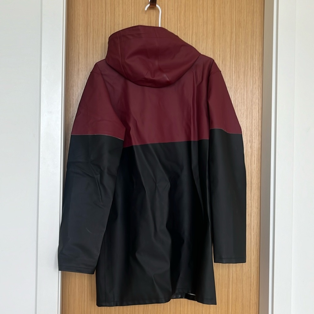 Stutterheim Raincoat - Picture 2 of 3